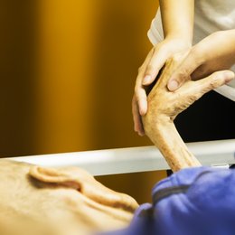 hospice-1794418_1280 Image by truthseeker08 from Pixabay