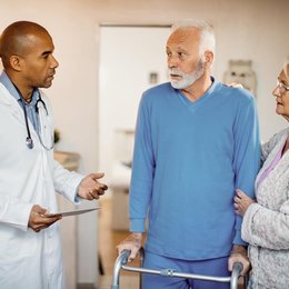 Image african-american-doctor-talking-to-elderly-couple by Freepik