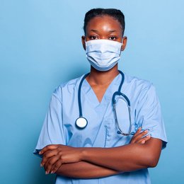Image portrait-of-african-american-physician-nurse from Freepik